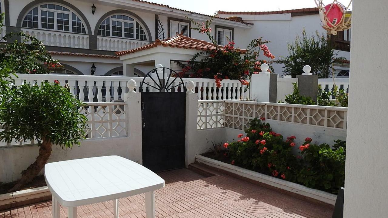 La Palmera1 Casa Al Primer Piso Con 2 Dormitorios - Two Bedroom House On The First Floor --- La Palmera 2 Casa En Planta Baja Con 1 Dormitorio, One Bedroom House On The Ground Floor Агаете Екстер'єр фото